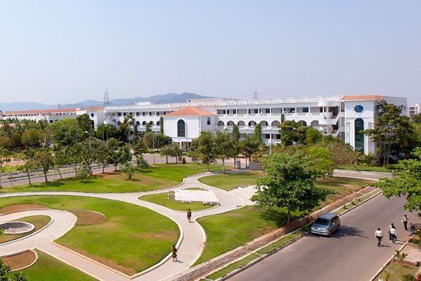 Dhanalakshmi Srinivasan College of Education