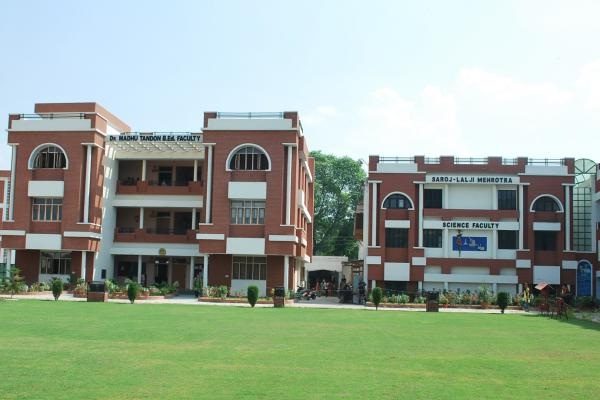 Sadanlal Savaldas Khanna Girls Degree College Logo