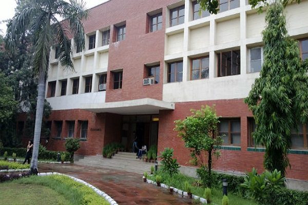 Delhi School of Economics, University of Delhi - [DSE]