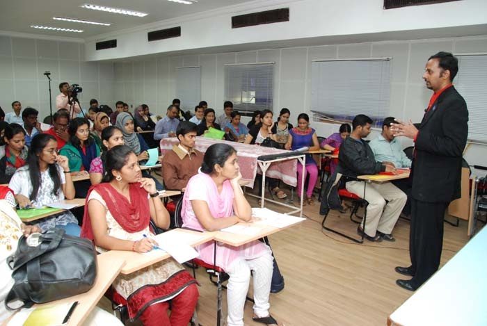 AMS College of Teacher Education Logo