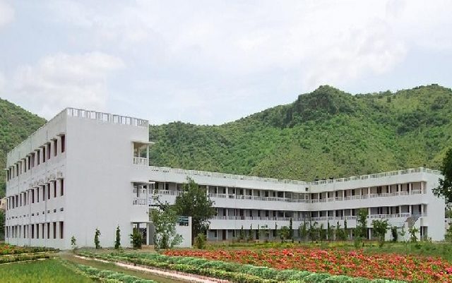 Andhra Loyola Institute of Engineering - [ALIET] Logo