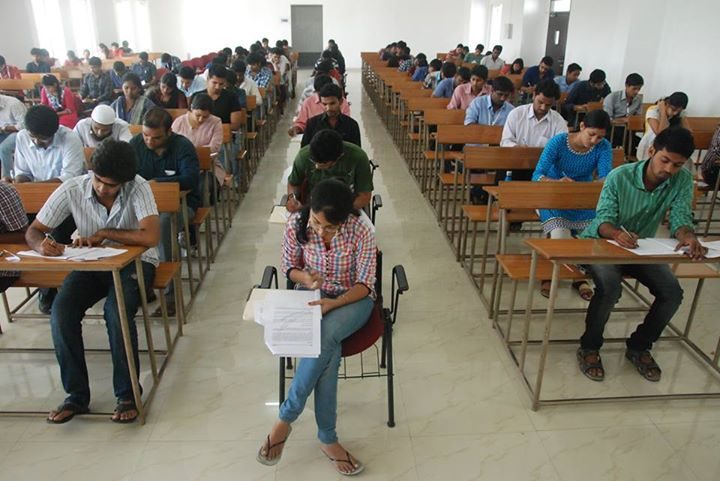 Dhruv College of Commerce & Management