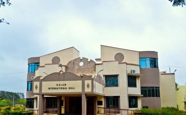 NIT Warangal logo