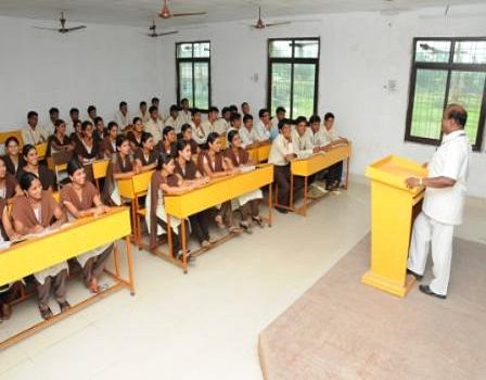 Sri Vasavi Institute of Engineering and Technology - [SVIET]