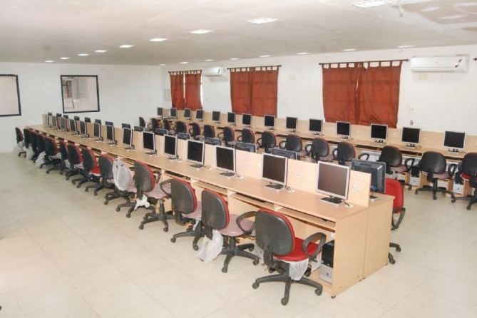 Sengunthar College of Engineering - [SCE]