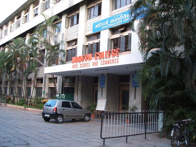 Modern College of Arts Science and Commerce - [MCASC] Shivajinagar logo