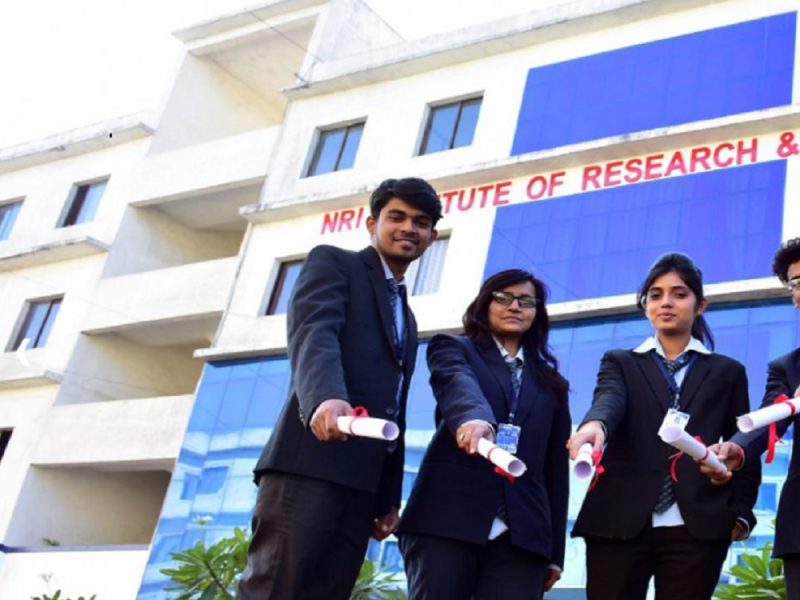 NRI Institute of Information Science and Technology - [NIIST] Logo