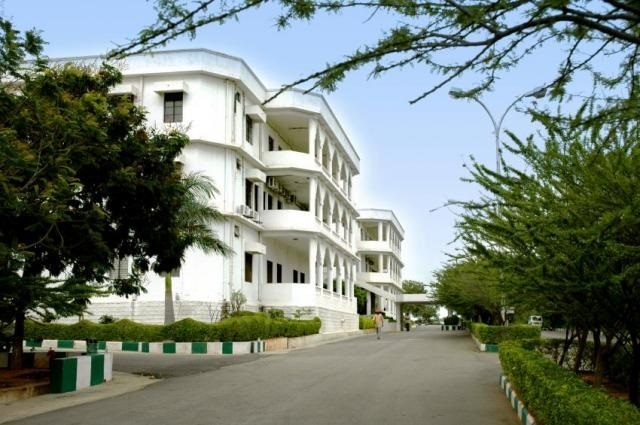 International Institute of Information Technology - [IIIT] Logo