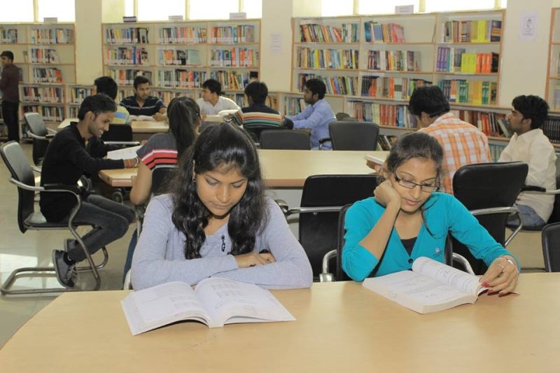 Greater Noida College Logo