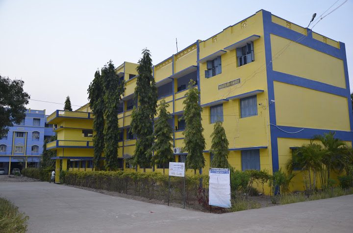 Dr Navalar Nedunchezhiyan College of Engineering