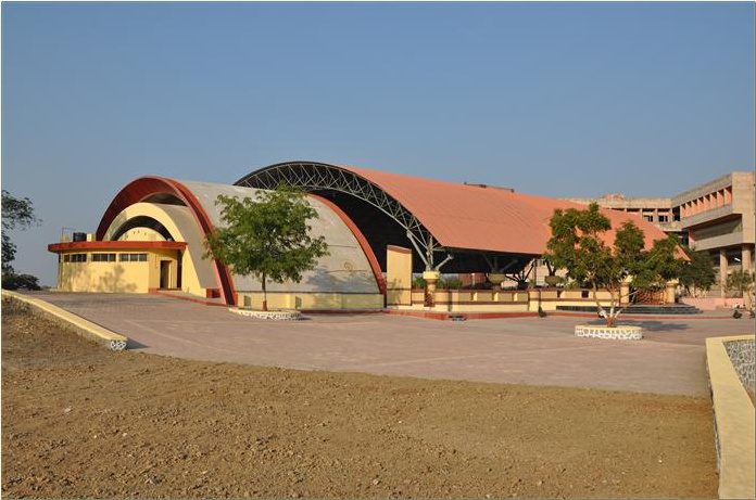 North Maharashtra University Institute of Chemical Technology - [UICT] Logo