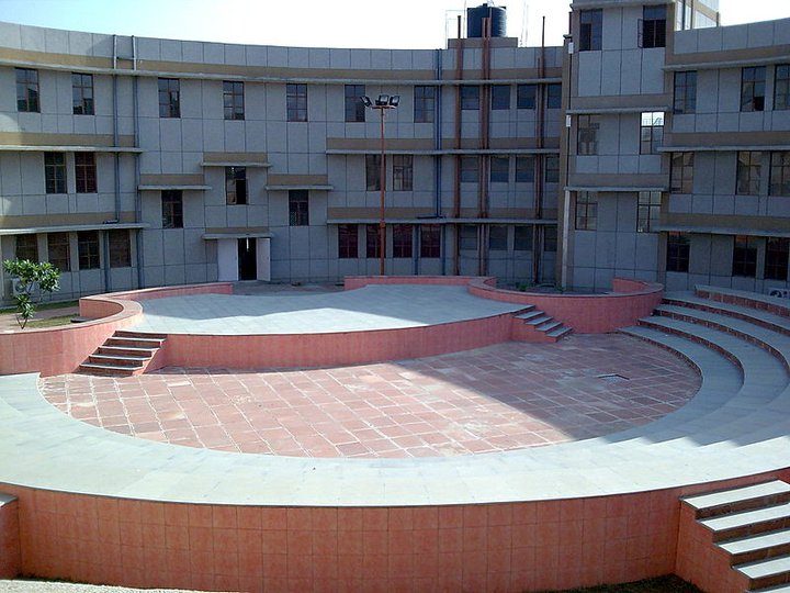 Netaji Subhas University of Technology - [NSUT] West Campus Logo
