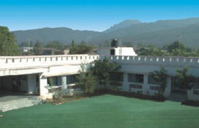 N.R. Vekaria Institute of Business Management Studies - [NRVIBMS] Logo