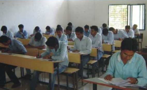 Everest Education Society Group of institutions College of Engineering and Technology Logo