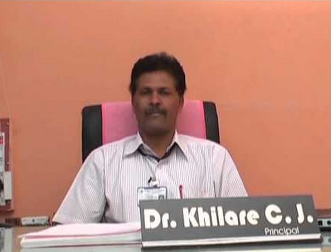 Dahiwadi College