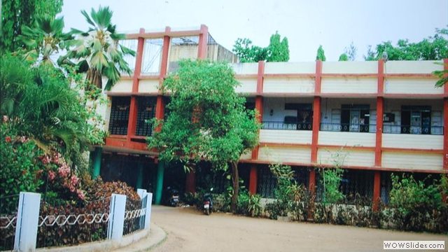 Kunthavai Naacchiyar Government Arts College for Women - [KNGAC] Logo