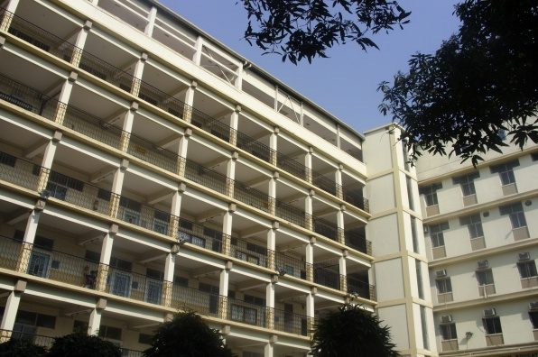 The Bhawanipur Education Society College - [BESC] Logo