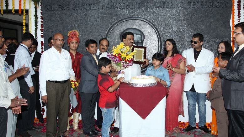 MGV's Samajshree Prashantdada Hiray
College of Hotel Management & Catering Technology Panchavati Logo