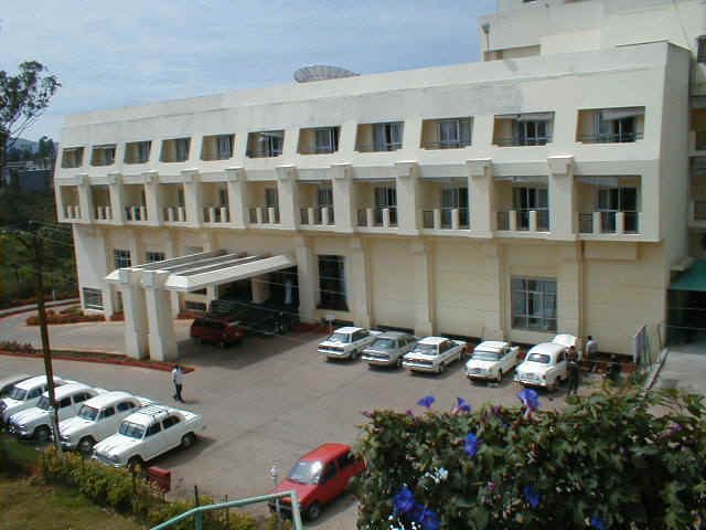 Monarch International College of Hotel Management Logo