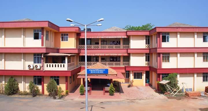 Govind Ramnath Kare College of Law Logo