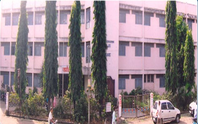 Shahaji Law College